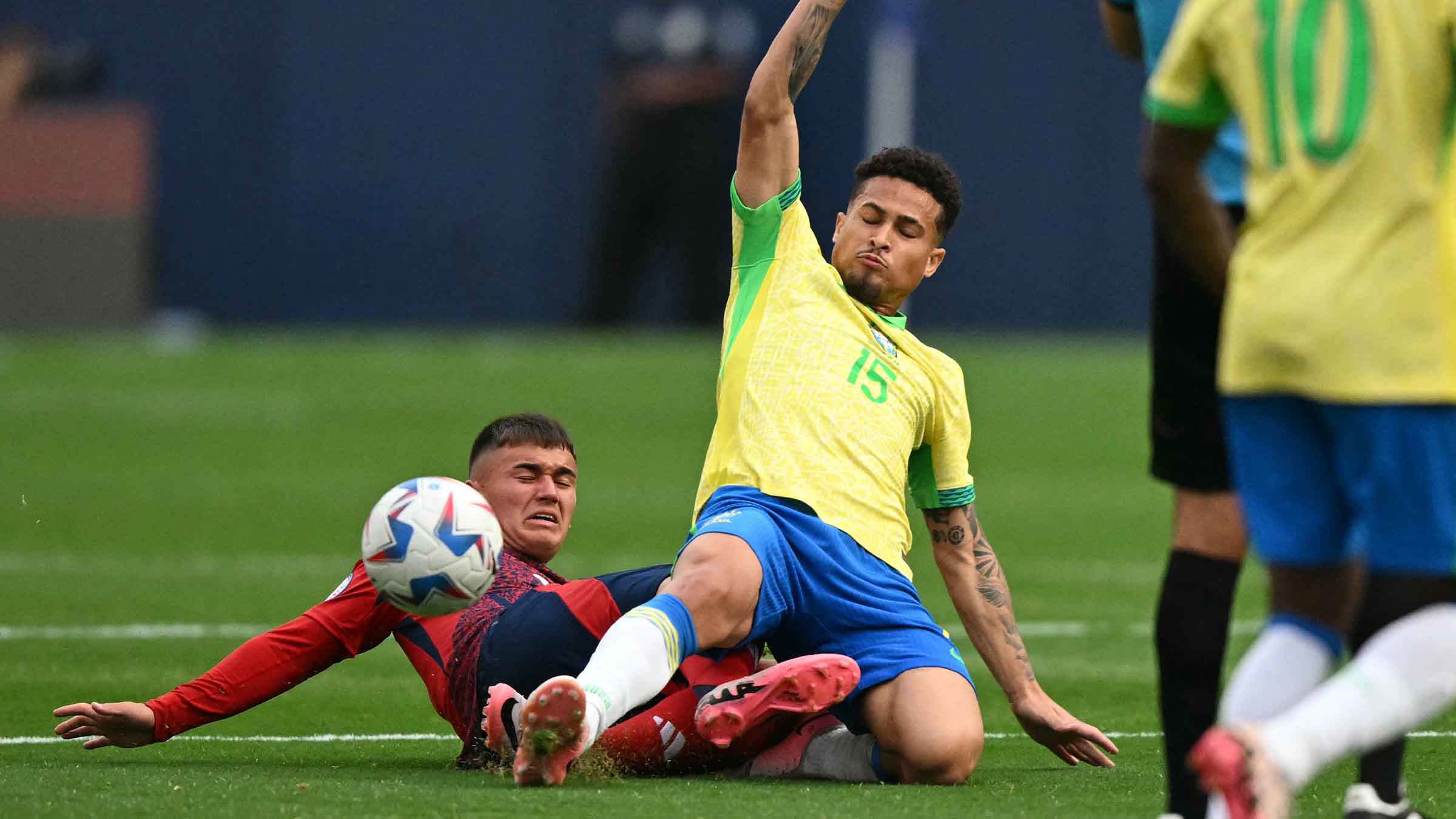 Internacionais |  Torneio Gomes Brasil Introdução |  Primeira equipe masculina |  notícias