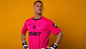 Johnstone Signs 3